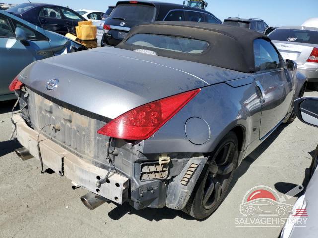JN1AZ36A86M458336 2006 NISSAN 350Z photo no. 3