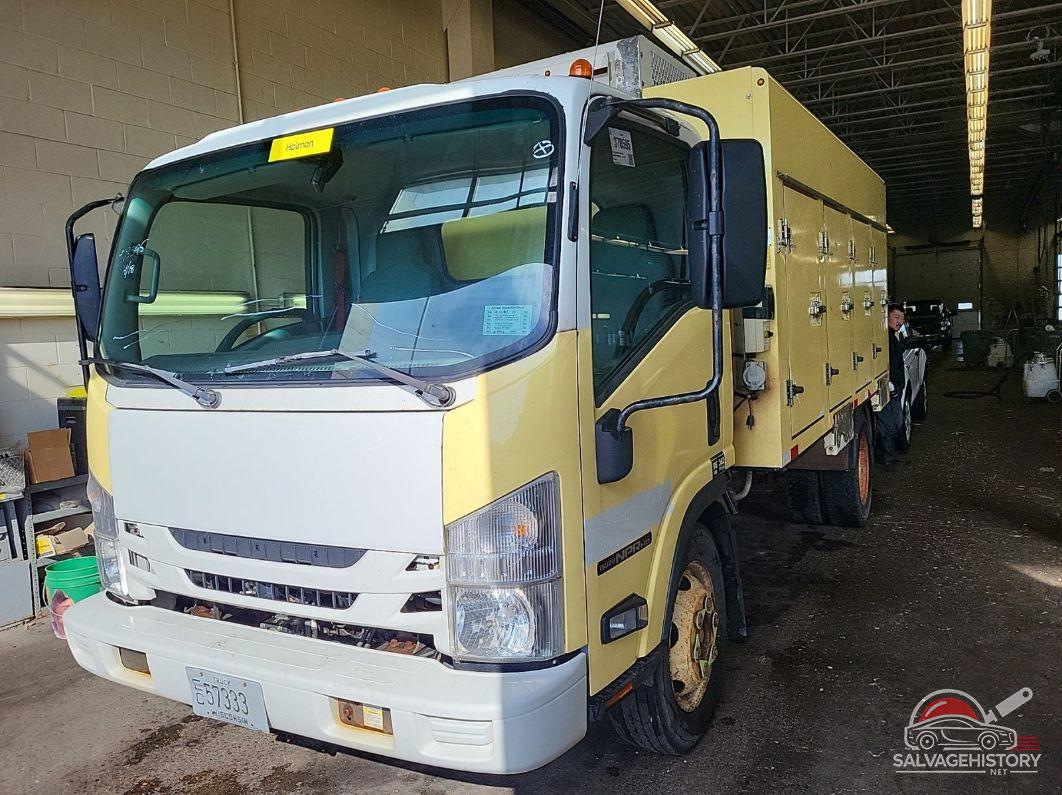 54DC4W1B3HS800243 2017 ISUZU NPR HD GAS REG photo no. 5