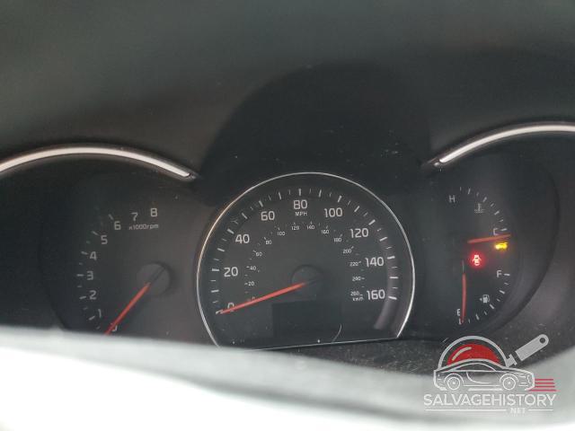 5XYKT3A68FG611417 2015 KIA SORENTO photo no. 9