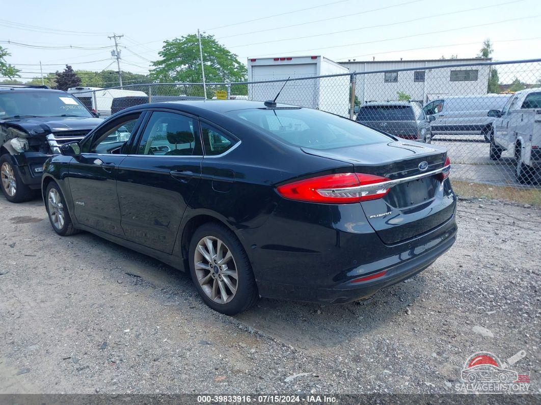 3FA6P0LU0HR164113 2017 FORD FUSION HYBRID photo no. 3