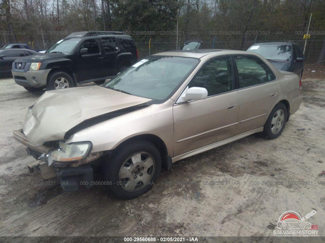 1HGCG16561A070200 2001 HONDA ACCORD SDN photo no. 2