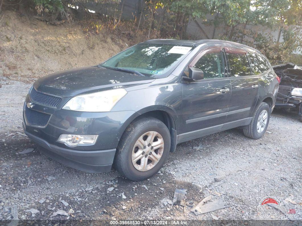 1GNKVEED3BJ314216 2011 CHEVROLET TRAVERSE photo no. 2