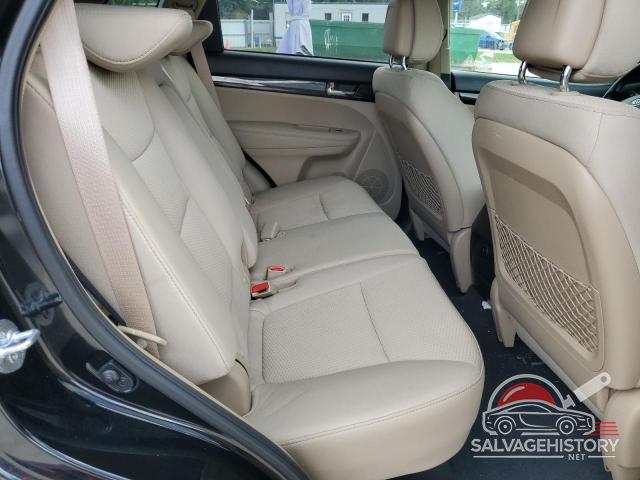 5XYKT3A12BG044684 2011 KIA SORENTO photo no. 11