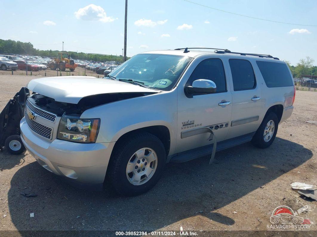 1GNSCJE03BR102705 2011 CHEVROLET SUBURBAN 1500 photo no. 2