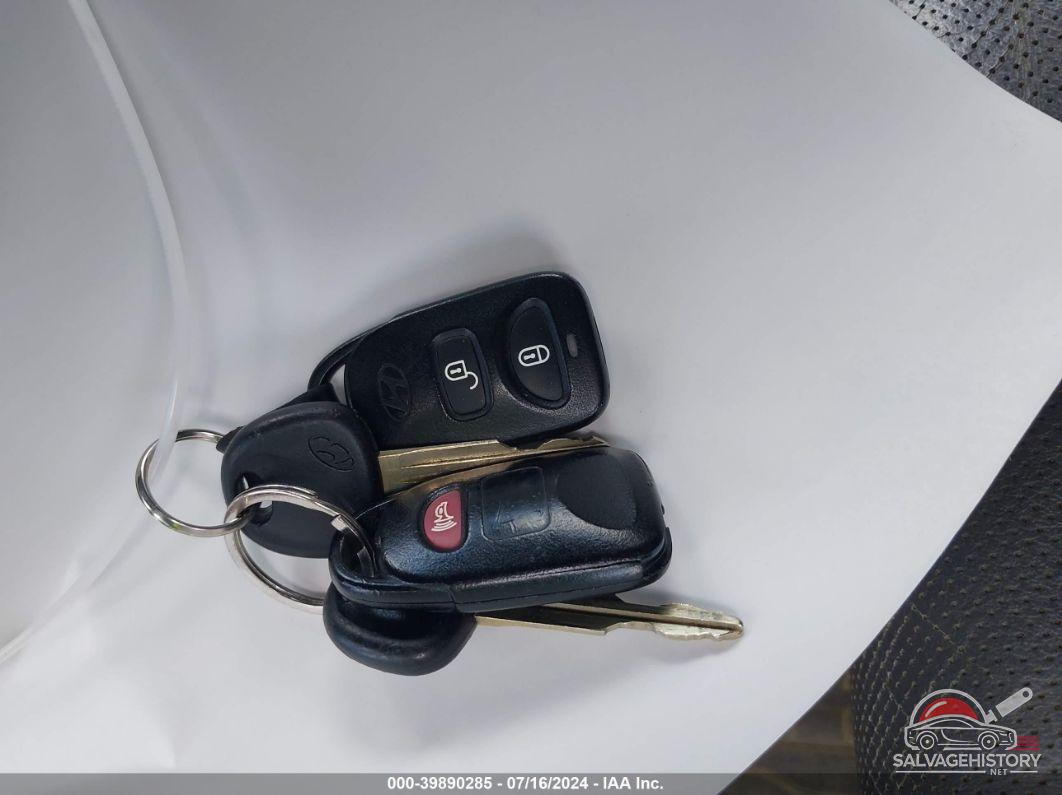 KM8JN72D95U138839 2005 HYUNDAI TUCSON photo no. 11
