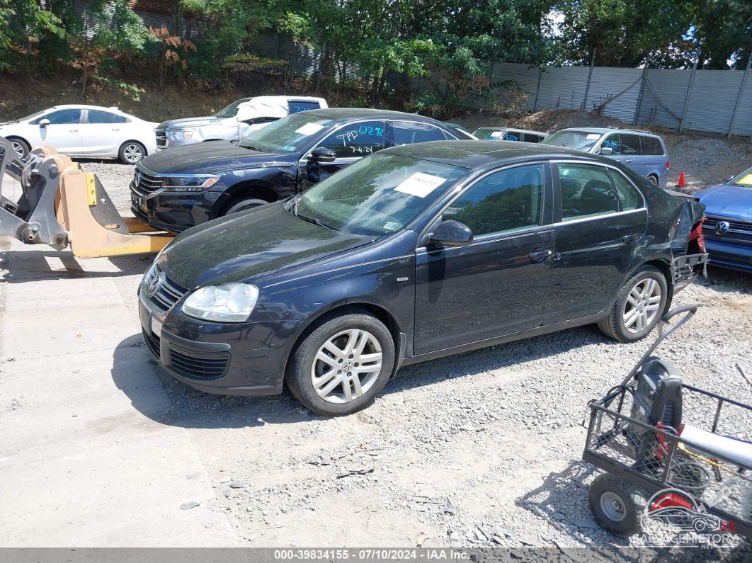 3VWRL7AJ3AM123964 2010 VOLKSWAGEN JETTA photo no. 2