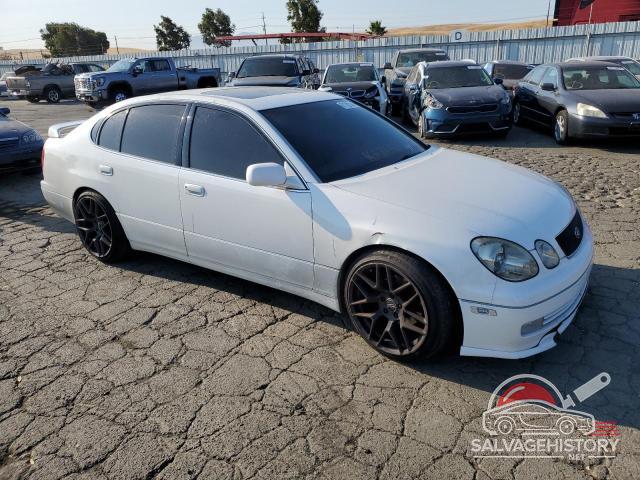 JT8BH68X9W0010345 1998 LEXUS GS400 photo no. 4