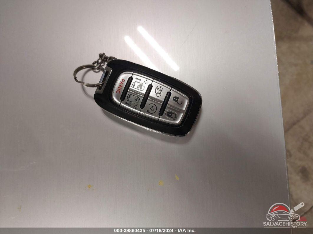 2C4RC1FG9JR126065 2018 CHRYSLER PACIFICA photo no. 11