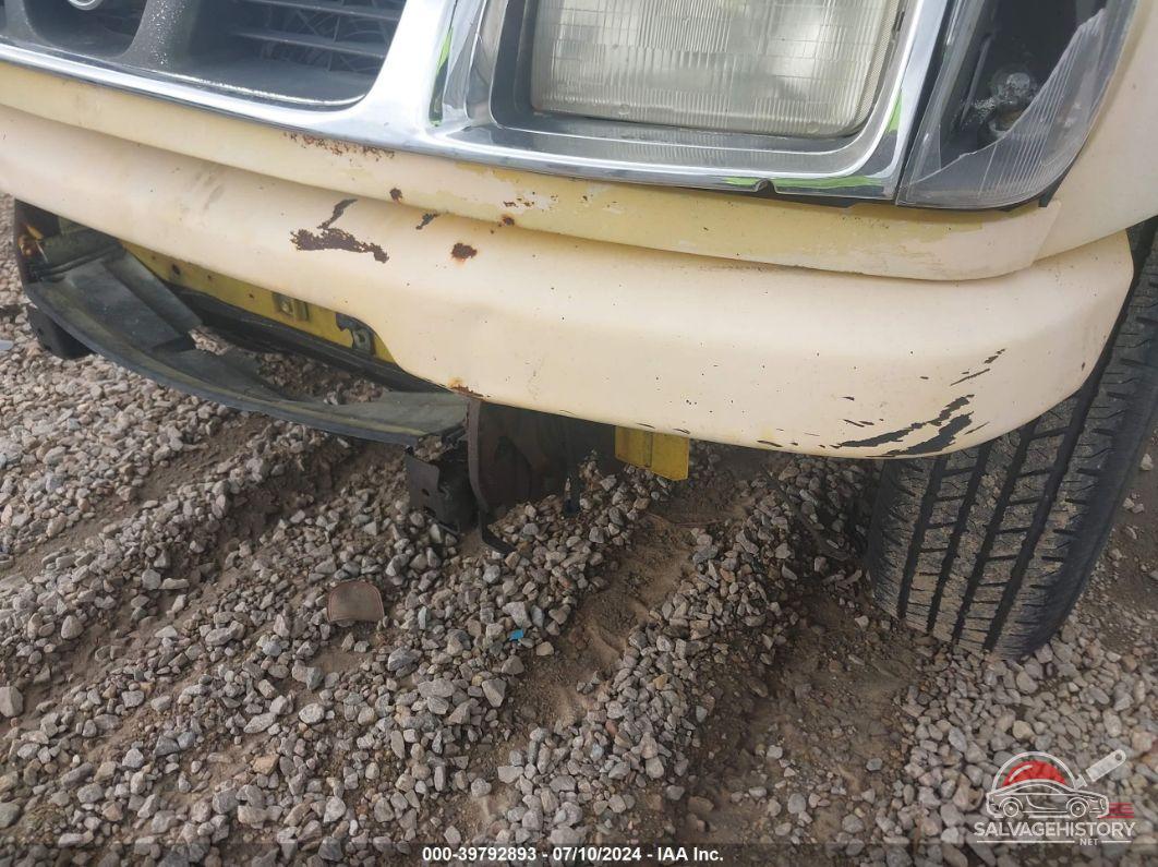 1N6ED27T9YC358355 2000 NISSAN FRONTIER photo no. 6