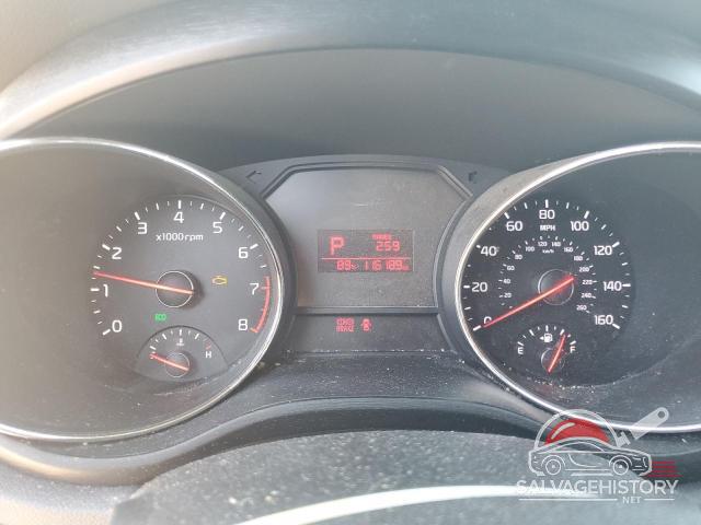KNDMA5C13G6181215 2016 KIA SEDONA photo no. 9