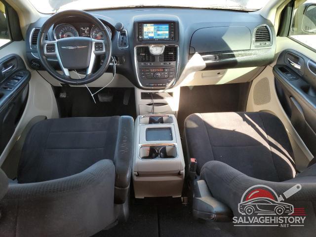 2A4RR5DG8BR607753 2011 CHRYSLER MINIVAN photo no. 8