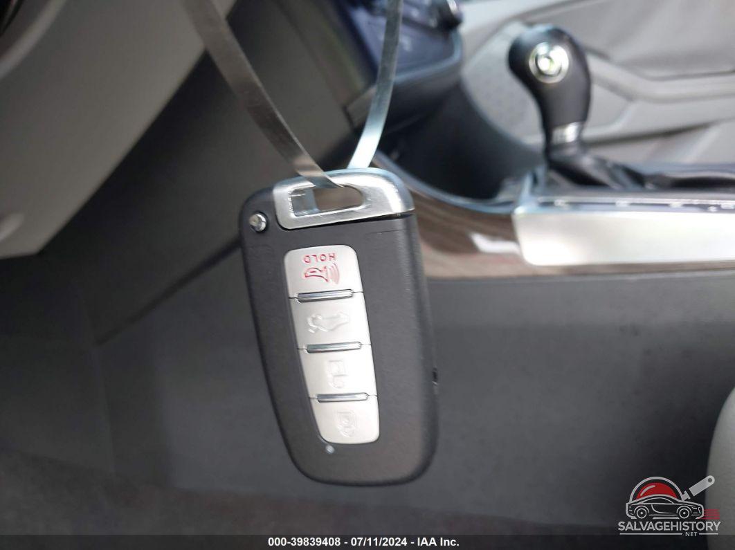 KNAGN4A63B5093481 2011 KIA OPTIMA photo no. 11