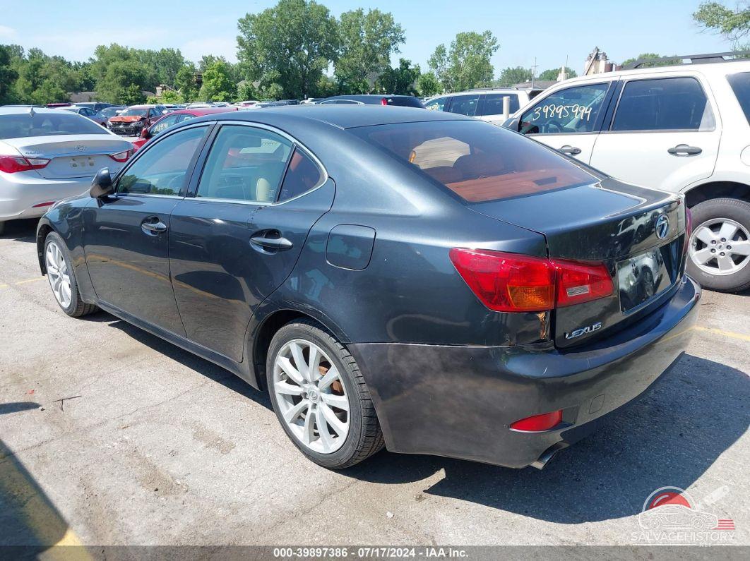 JTHBK262465016428 2006 LEXUS IS 250 photo no. 3