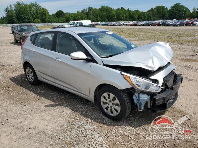 KMHCT5AE2HU300473 2017 HYUNDAI ACCENT photo no. 4