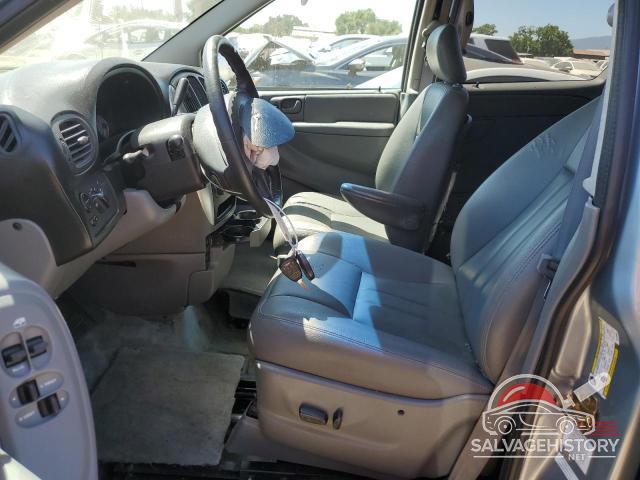 2C8GP54L95R452892 2005 CHRYSLER MINIVAN photo no. 7