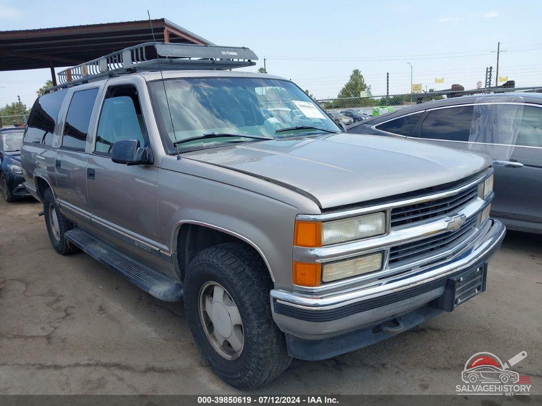3GNFK16RXXG129800 1999 CHEVROLET SUBURBAN 1500 photo no. 3