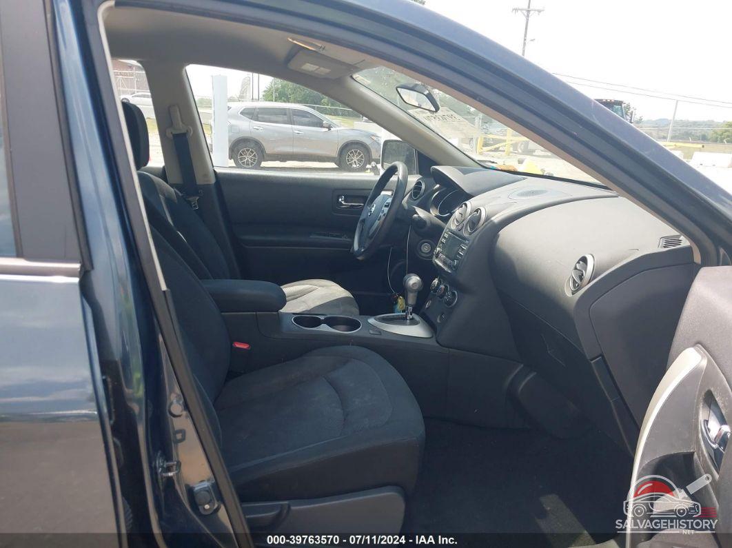 JN8AS5MT8FW666842 2015 NISSAN ROGUE SELECT photo no. 5