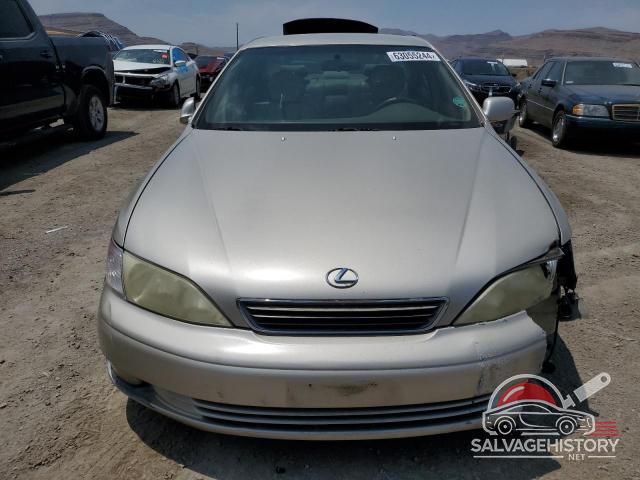 JT8BF28G3W5041592 1998 LEXUS ES300 photo no. 5