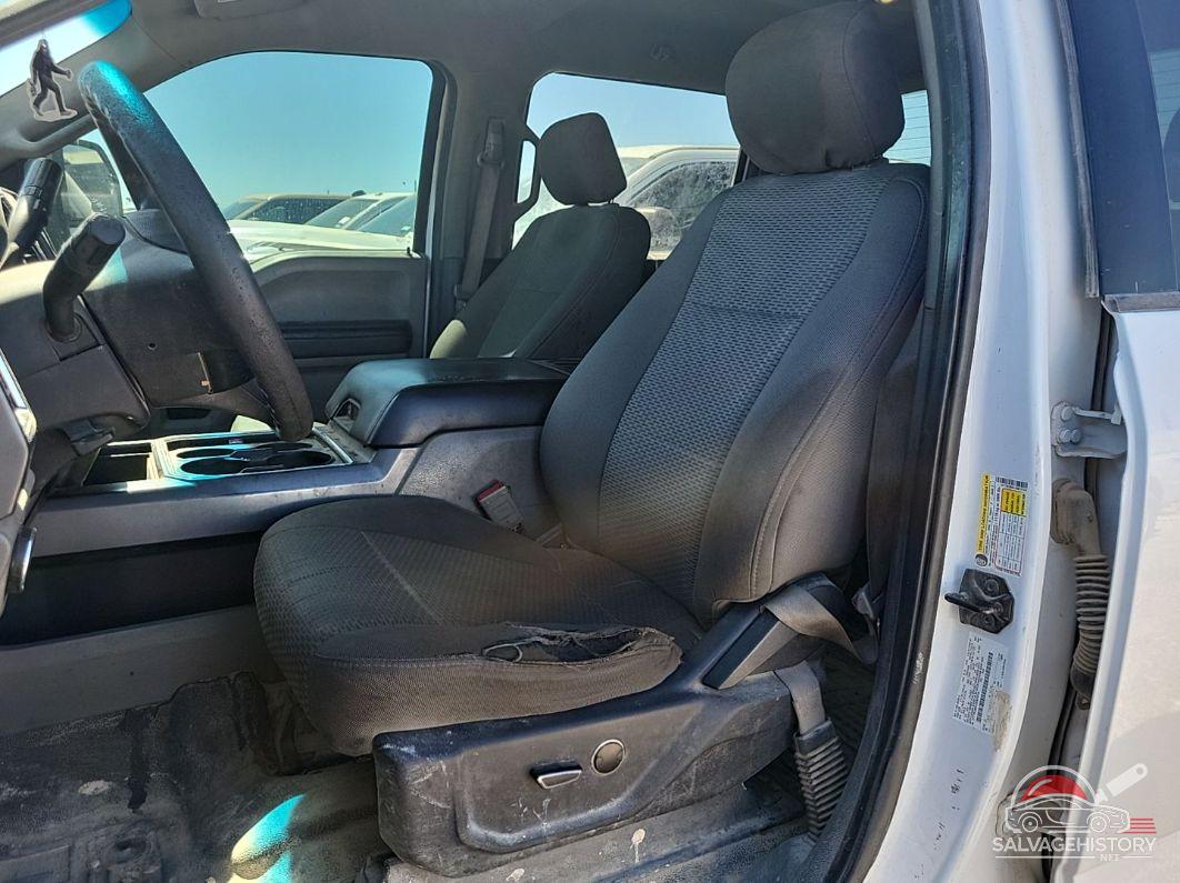 1FT7W3B6XJEB74730 2018 FORD F-350 photo no. 2