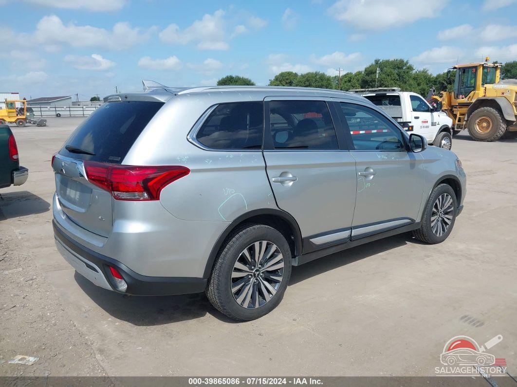 JA4AZ3A35LZ032778 2020 MITSUBISHI OUTLANDER photo no. 4