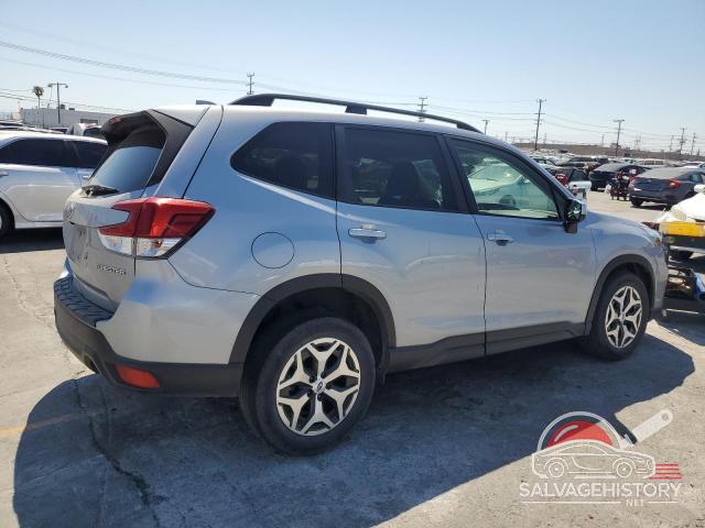 JF2SKAGC8KH535513 2019 SUBARU FORESTER photo no. 3