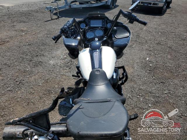 1HD1KTC12JB636878 2018 HARLEY-DAVIDSON FL photo no. 6