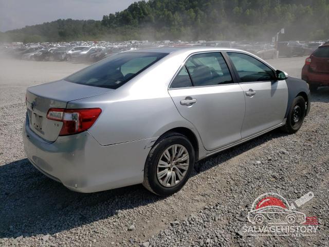 4T1BF1FK1DU654070 2013 TOYOTA CAMRY photo no. 3