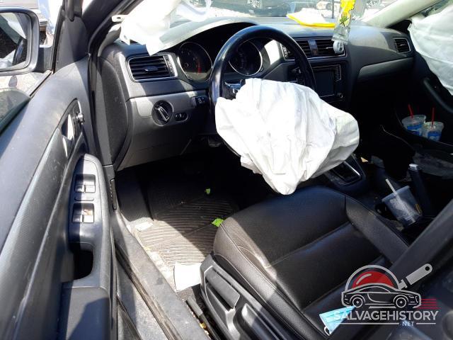 3VWDB7AJ3HM221576 2017 VOLKSWAGEN JETTA photo no. 8