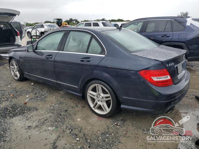 WDDGF4HB4ER306833 2014 MERCEDES-BENZ C-CLASS photo no. 2