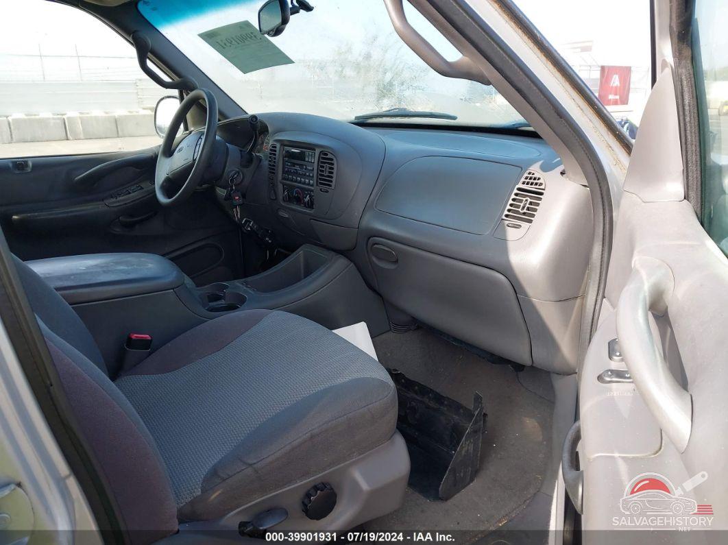 1FMPU16L0YLB78135 2000 FORD EXPEDITION photo no. 5