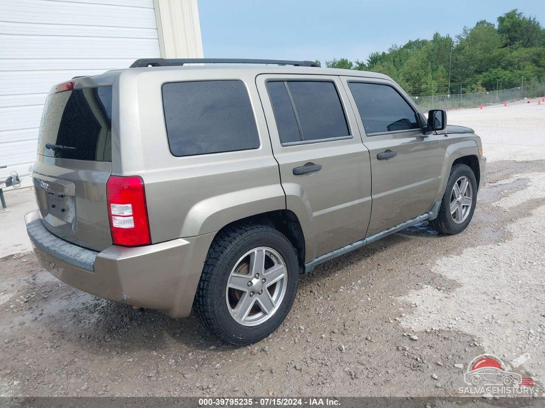 1J8FT28W18D714125 2008 JEEP PATRIOT photo no. 4