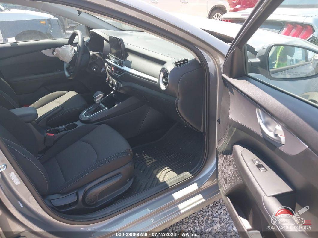 3KPF24AD9PE656924 2023 KIA FORTE photo no. 5