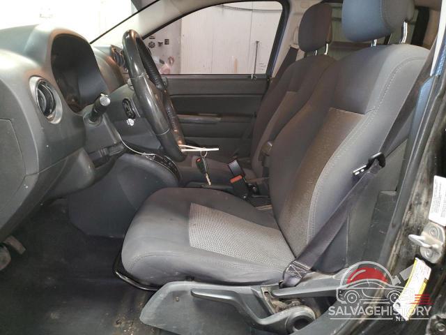 1J4NF1FB8AD675098 2010 JEEP COMPASS photo no. 7