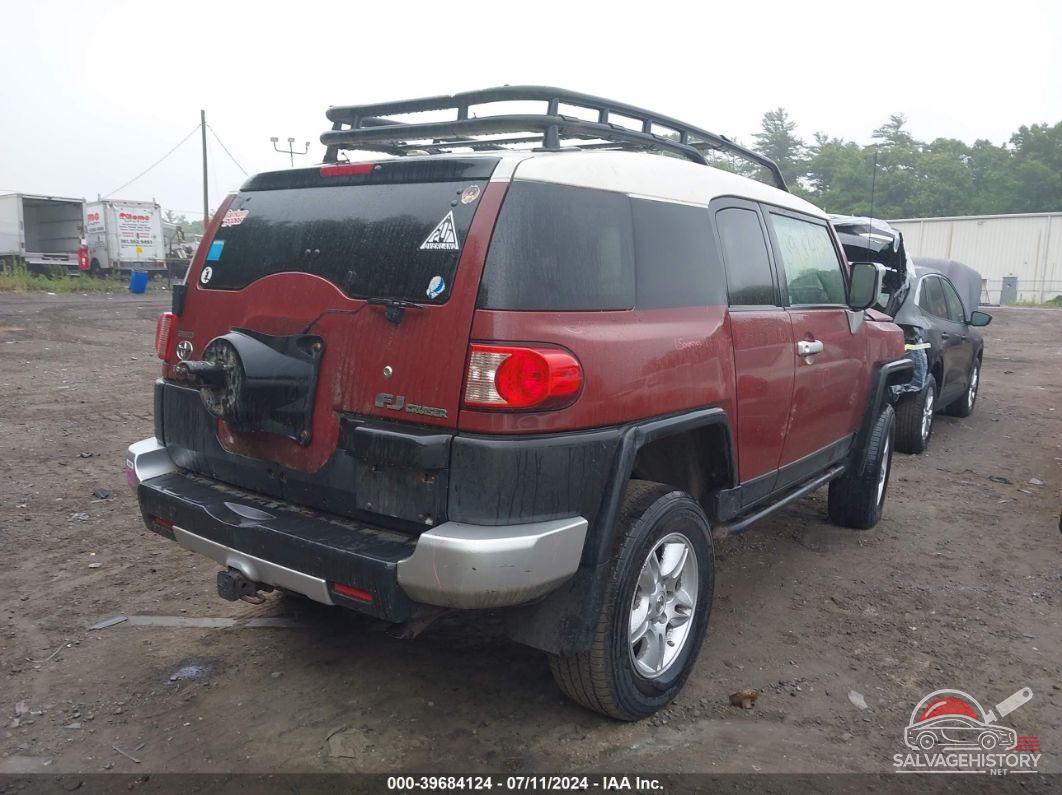 JTEBU4BF0BK111737 2011 TOYOTA FJ CRUISER photo no. 4