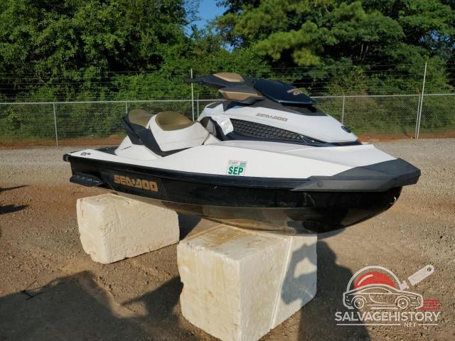 YDV07183L213 2013 SEAD JETSKI photo no. 1