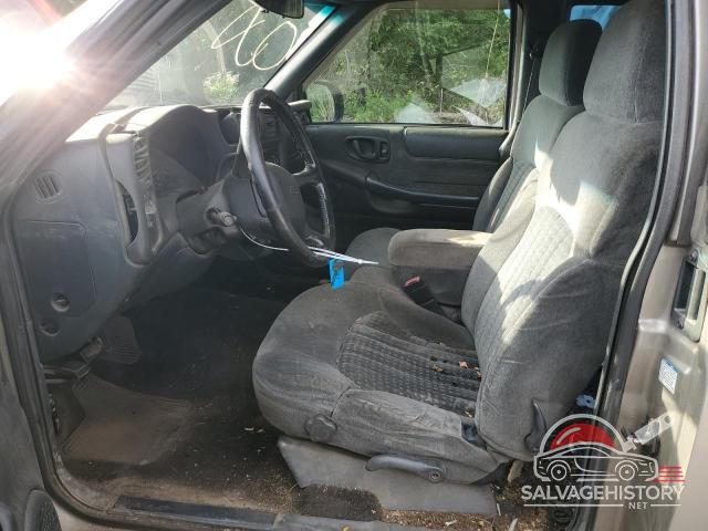 1GCCS19W428205118 2002 CHEVROLET S10 photo no. 7