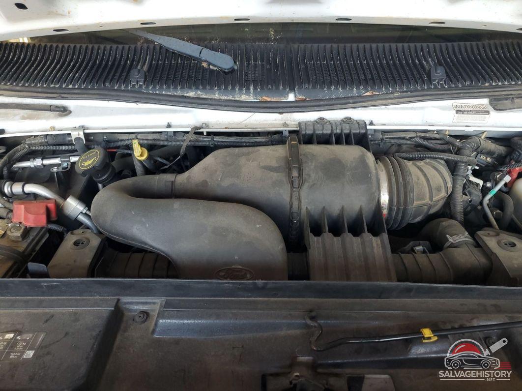1FDXE4FS1HDC68636 2017 FORD ECONOLINE photo no. 6