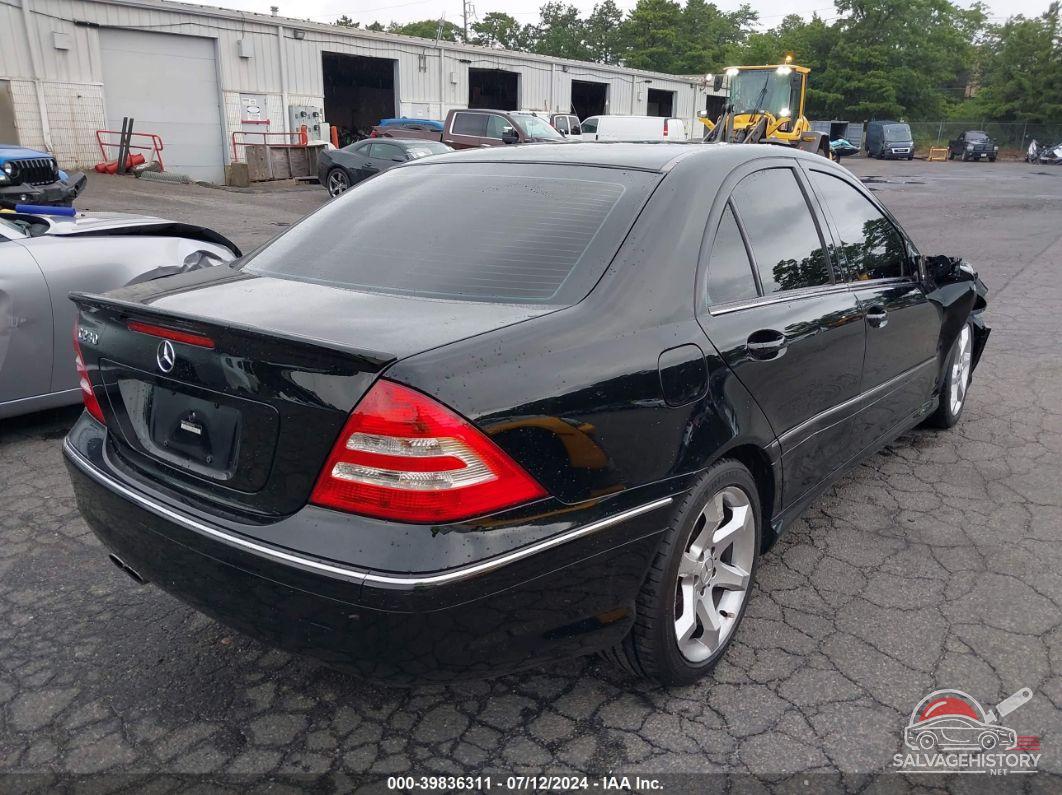 WDBRF52H87F856545 2007 BENZ C-CLASS C230 SPORT R photo no. 4