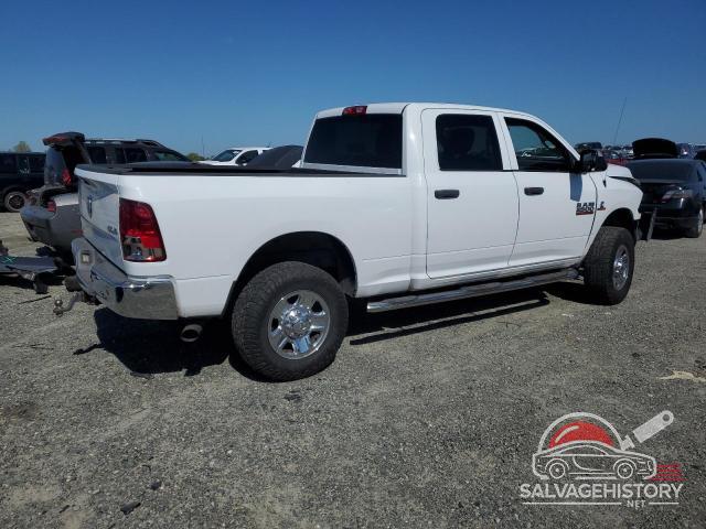 3C6UR5CLXFG655370 2015 RAM All Models photo no. 4