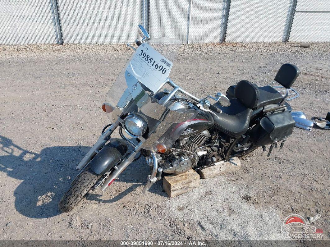 JYAVP11EX3A035740 2003 YAMAHA XVS1100 photo no. 2