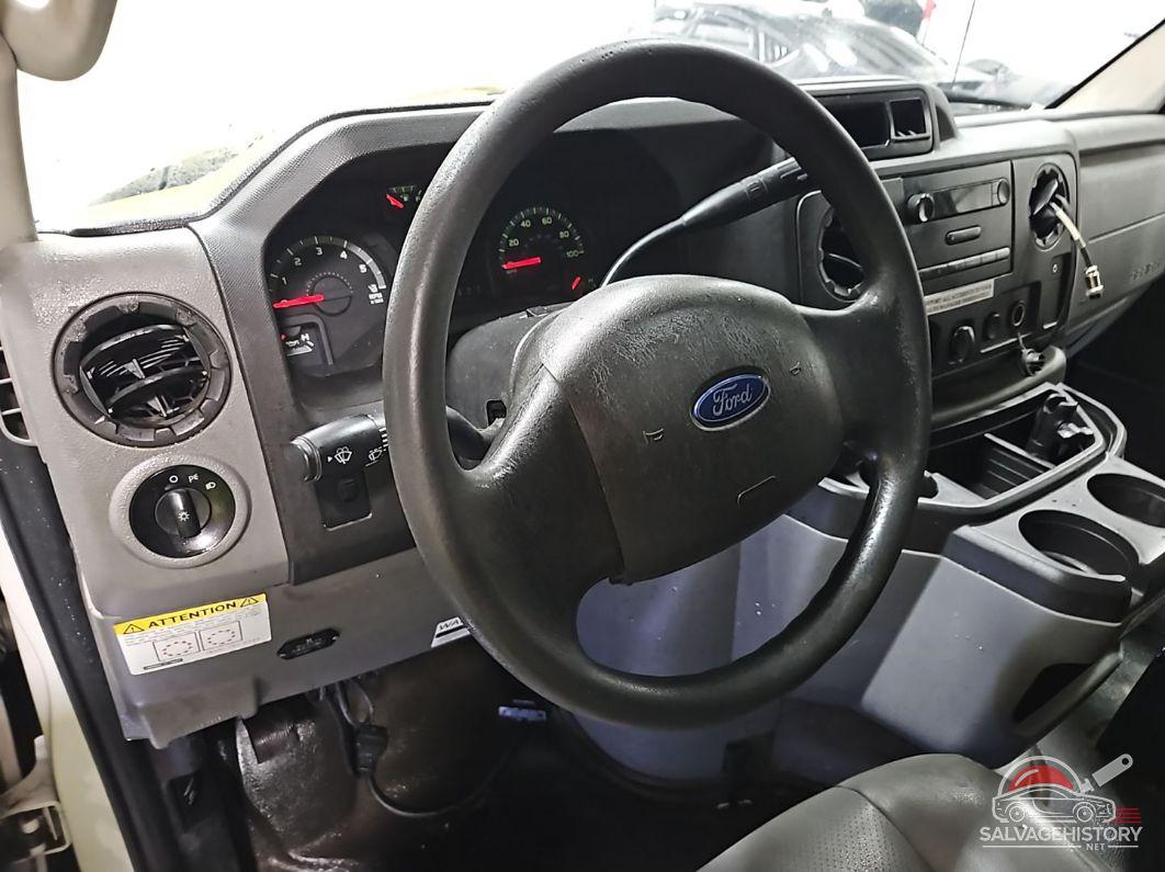 1FDXE4FS0HDC69051 2017 FORD E-450 CUTAWAY photo no. 4