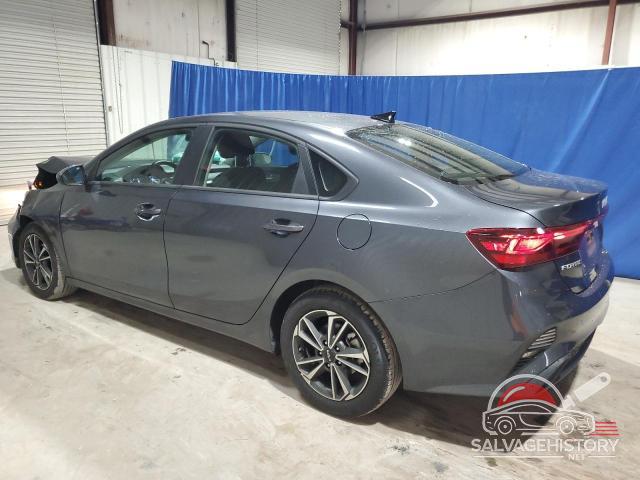 3KPF24ADXRE725378 2024 KIA FORTE photo no. 2