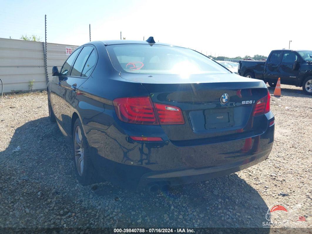 WBAXG5C52DD233338 2013 BMW 528I photo no. 3