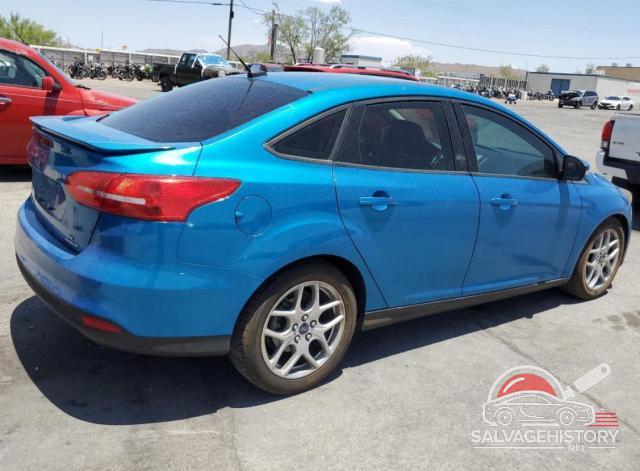 1FADP3F29FL323631 2015 FORD FOCUS photo no. 3