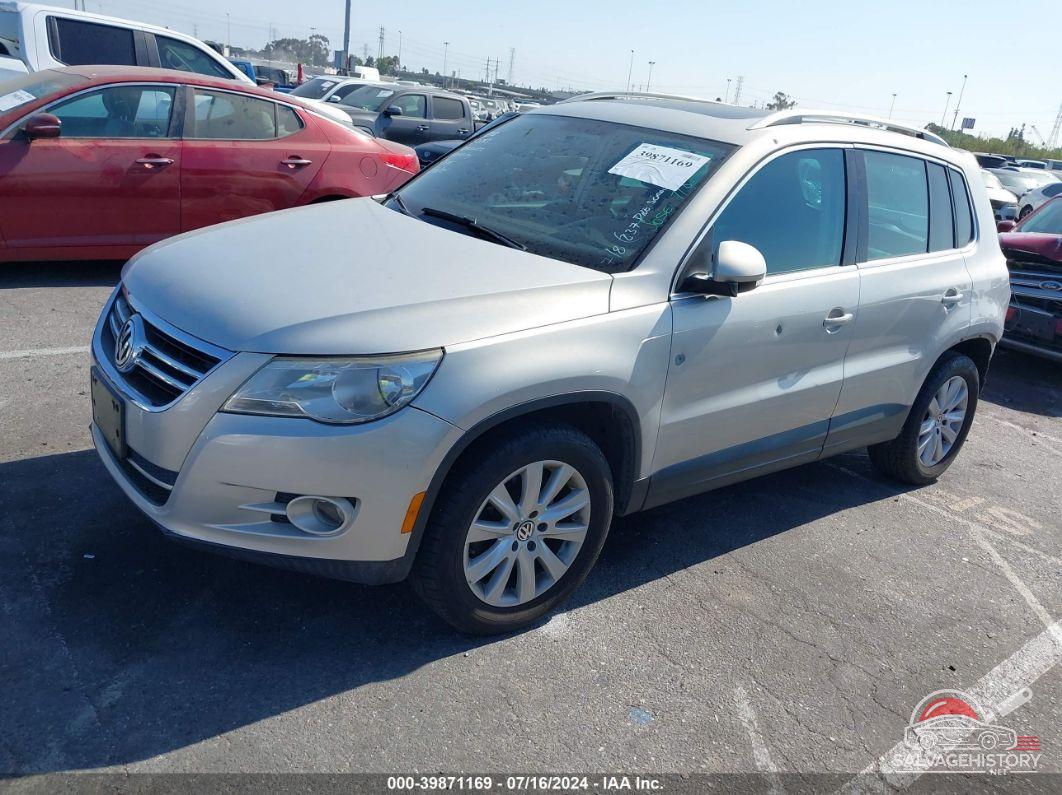 WVGAV75N29W502453 2009 VOLKSWAGEN TIGUAN photo no. 2