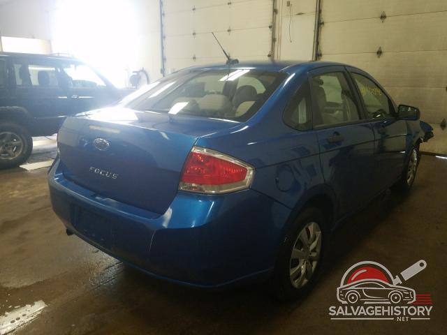 1FAHP3EN2AW285857 2010 FORD FOCUS photo no. 4