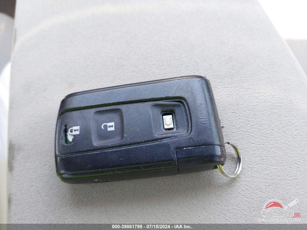 JTDKB20U367500056 2006 TOYOTA PRIUS photo no. 11