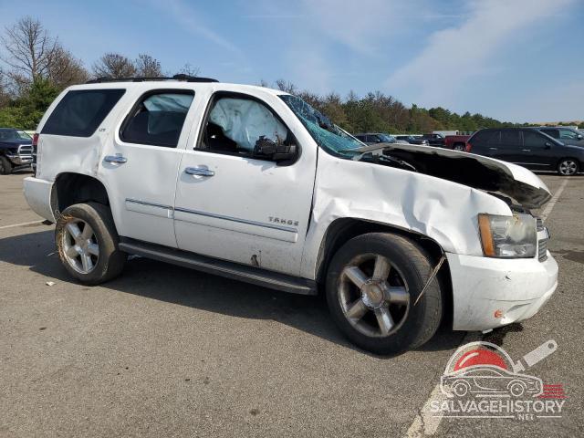1GNUKCE04AR269290 2010 CHEVROLET TAHOE photo no. 4