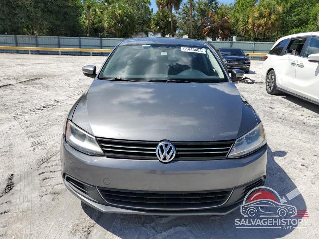 3VWDX7AJ6DM451897 2013 VOLKSWAGEN JETTA photo no. 5