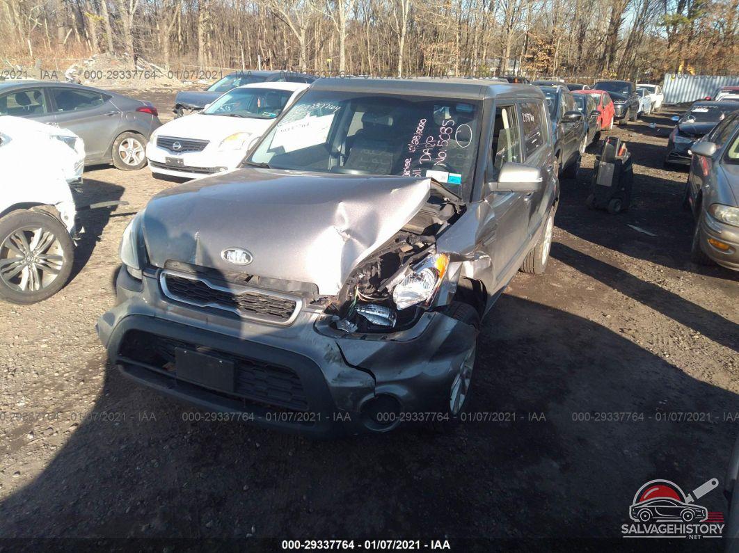 KNDJT2A6XC7365209 2012 KIA SOUL photo no. 2